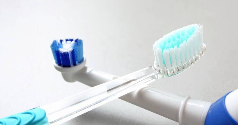 spazzolino elettrico manuale